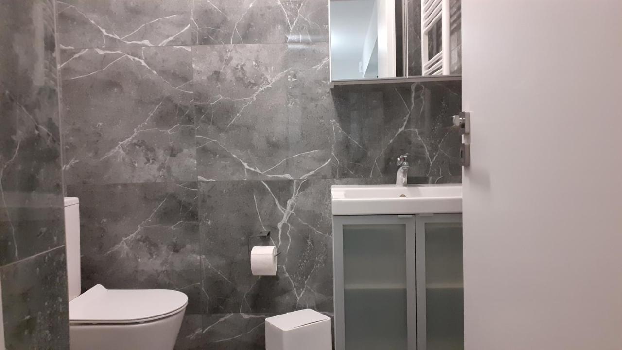 Giannis Apartment Galatas  ภายนอก รูปภาพ