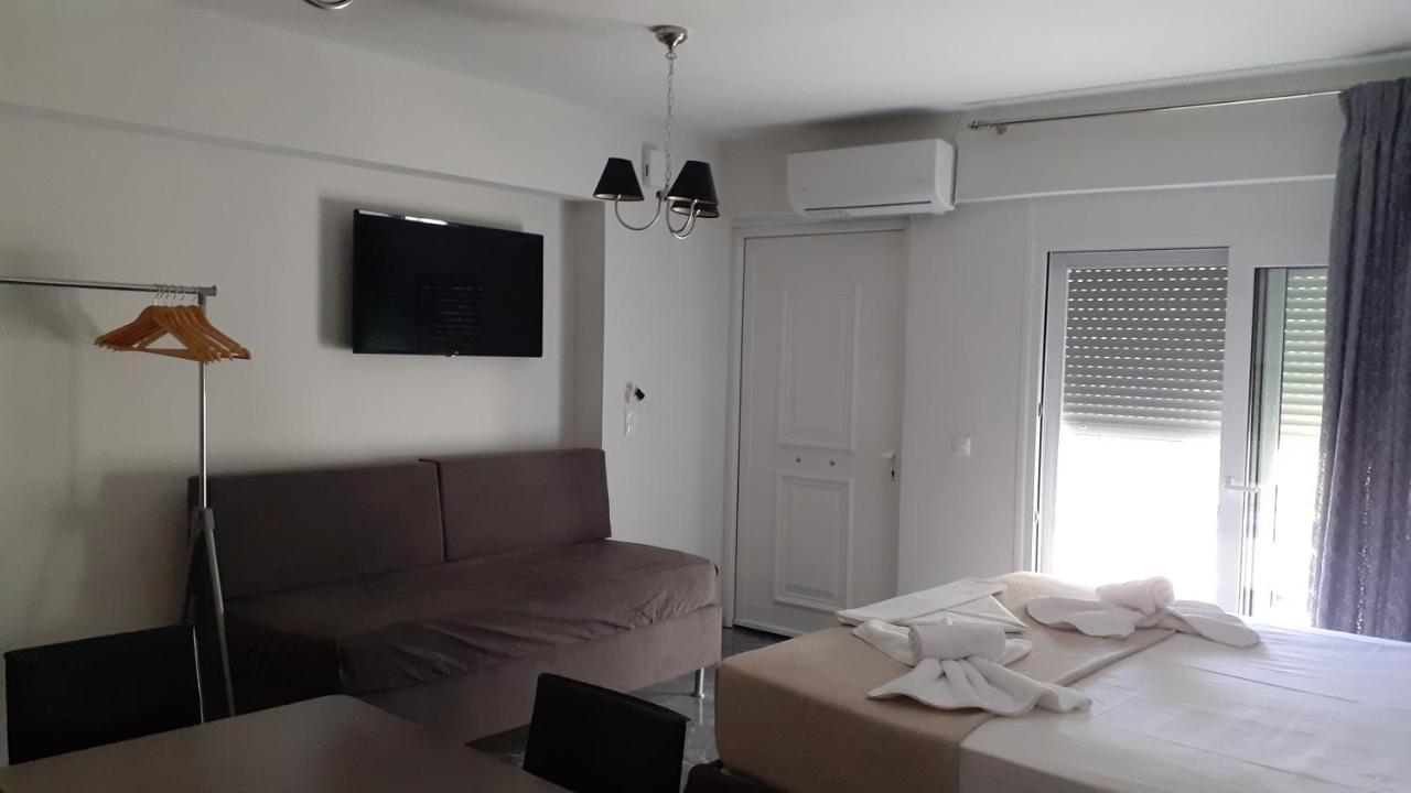 Giannis Apartment Galatas  ภายนอก รูปภาพ